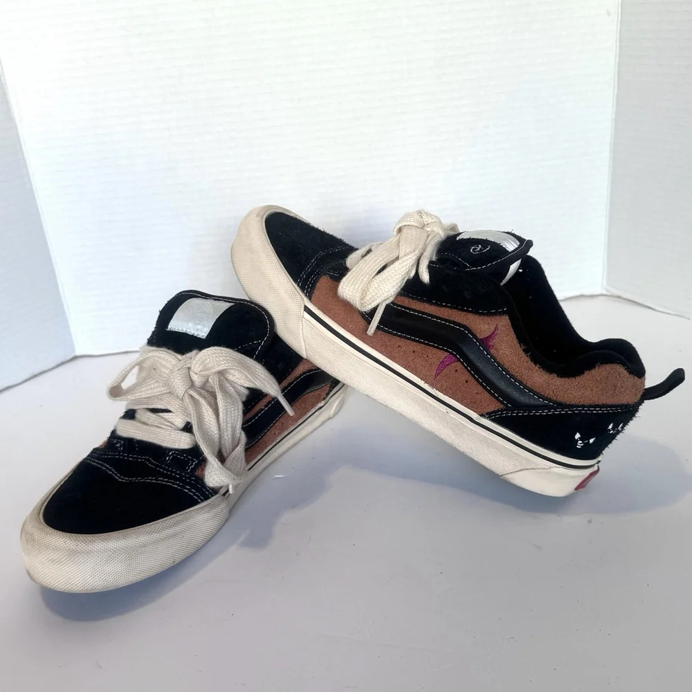 Vans x Disney 100th Anniversary Knu Skool Scar Lion King Shoes Size:9 Women